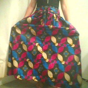 Geometric Skirt with pockets